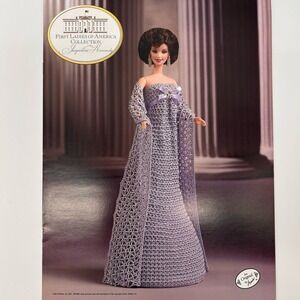 Jacqueline Kennedy Barbie Crochet Pattern – First Ladies of America Collection